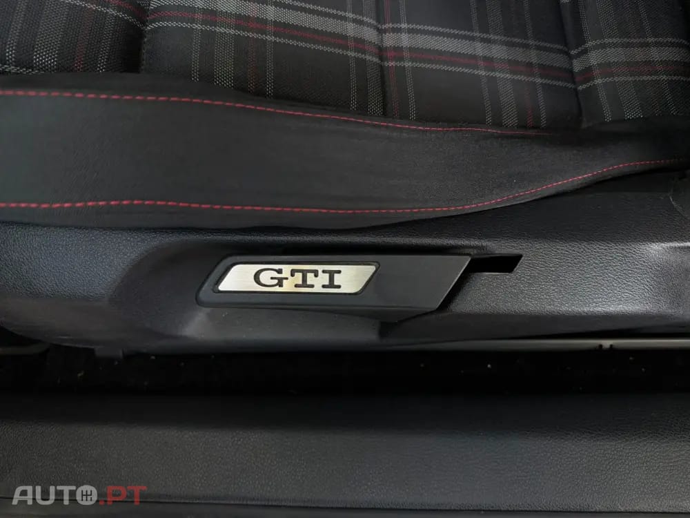 Volkswagen Golf 2.0 TSi GTI