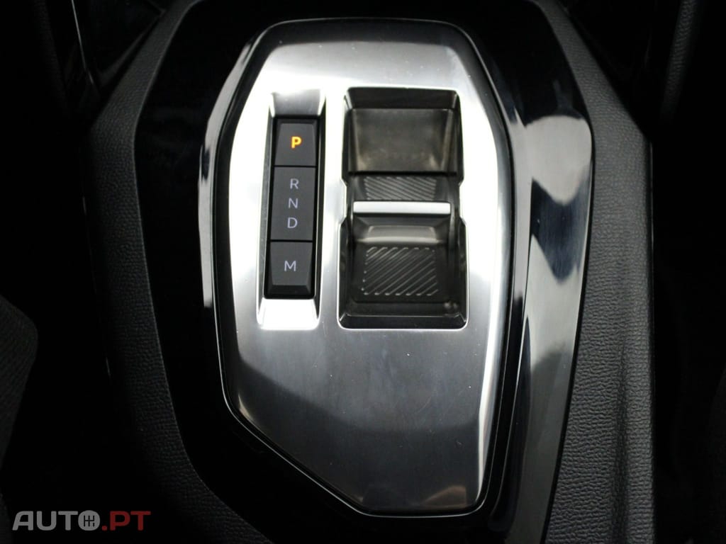 Peugeot 2008 1.5 BHDI ACTIVE I.V.A DEDUTIVEL 