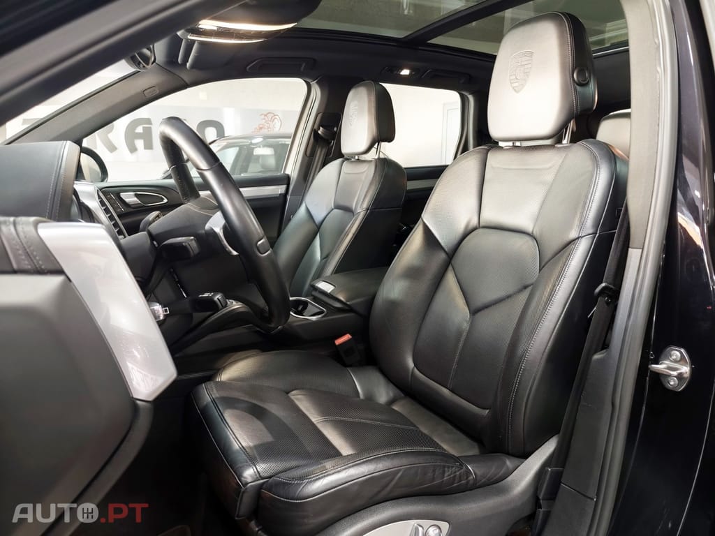 Porsche Cayenne S Hybrid