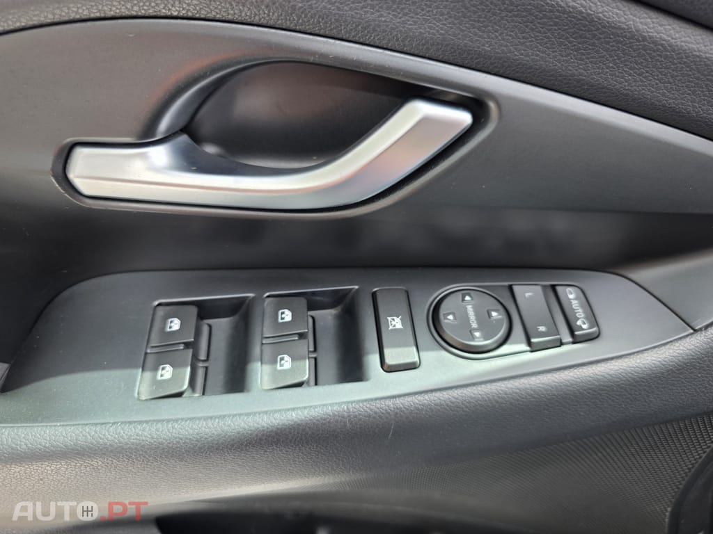 Hyundai i30 1.6 CRDi Style+Navi