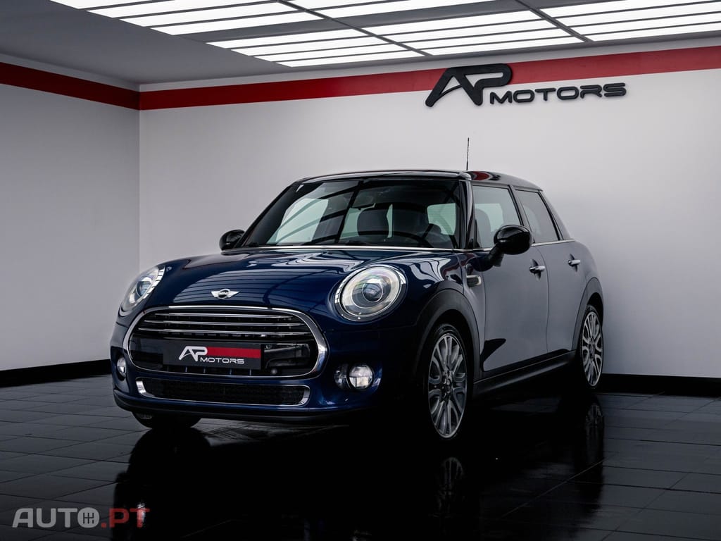 MINI Cooper Cooper D Auto