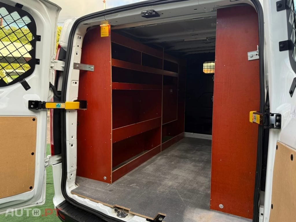 Ford Transit Custom 300L1 2.0 TDCi H1-Tecto Baixo Trend