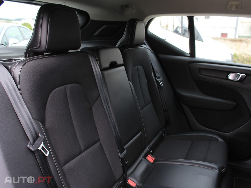 Volvo XC40 2.0 D3 Momentum Plus Geartronic