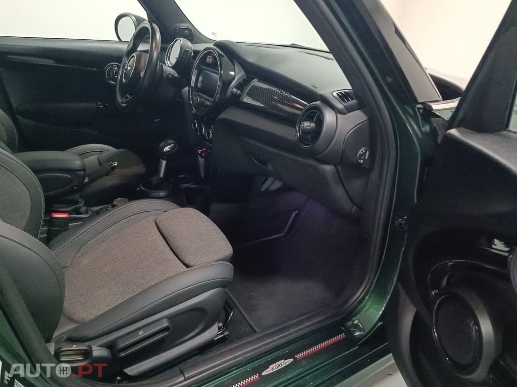 MINI Cooper Cooper SD Sport Aut.