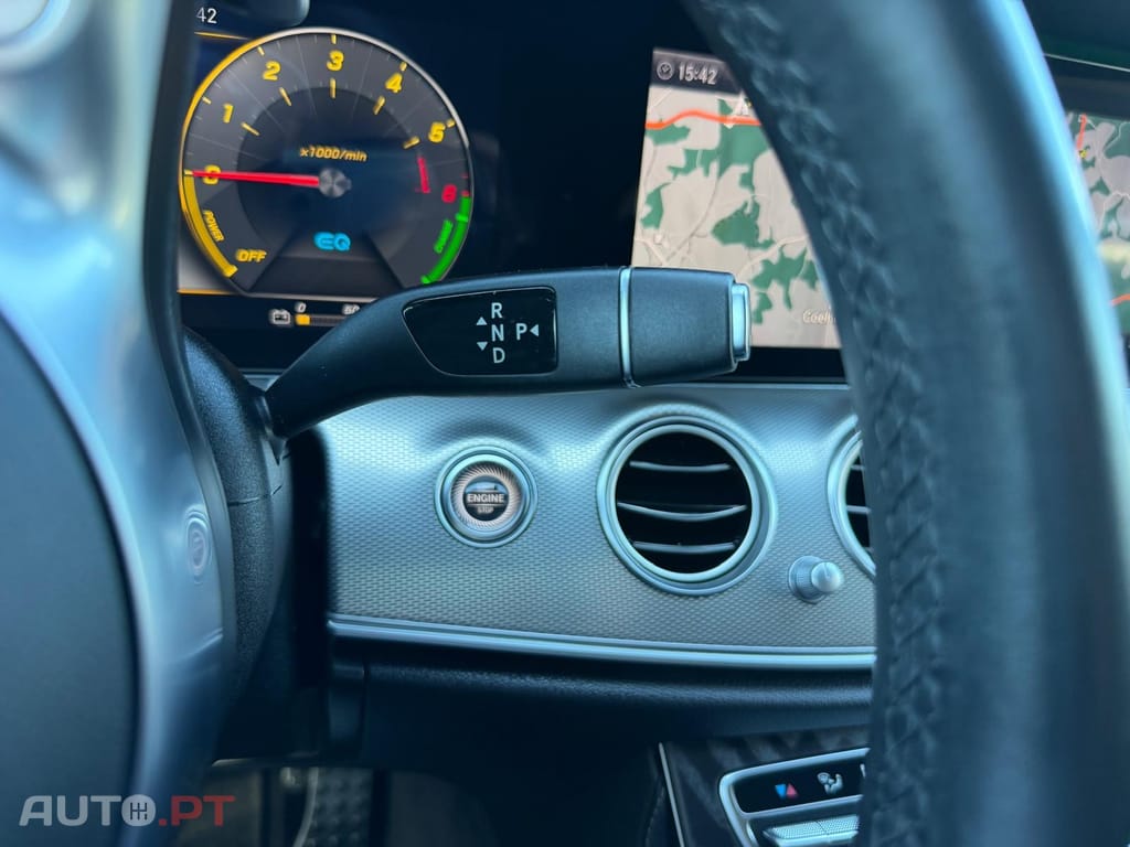 Mercedes-Benz E 300 de AMG Line