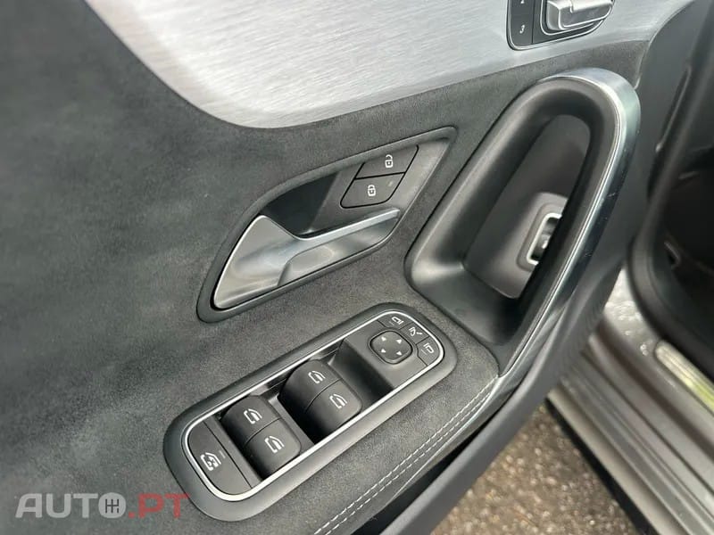 Mercedes-Benz CLA 250 e AMG Line