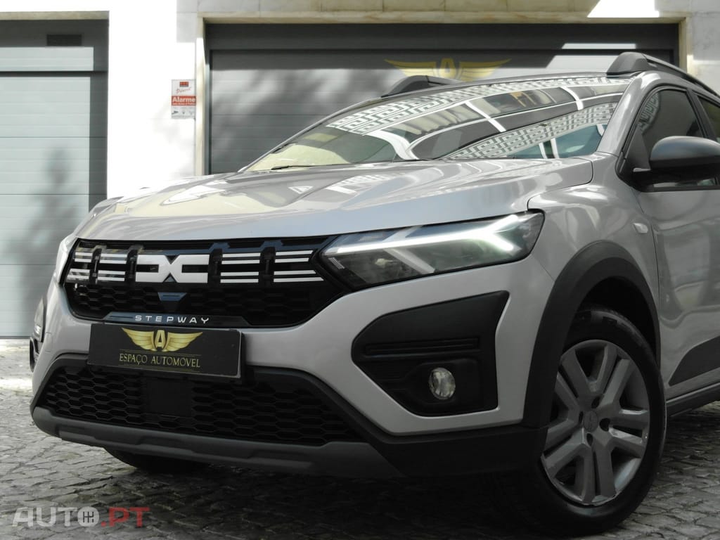 Dacia Sandero Stepway TCe 90 Essential