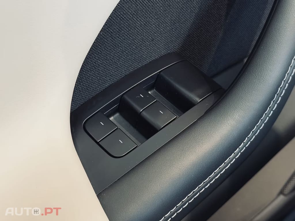 Tesla Model X I.V.A DEDUTÍVEL Plaid