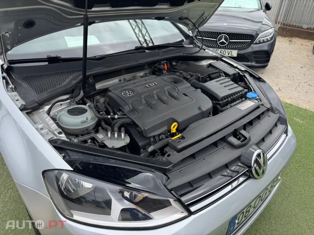 Volkswagen Golf Variant 1.6 TDi Highline DSG
