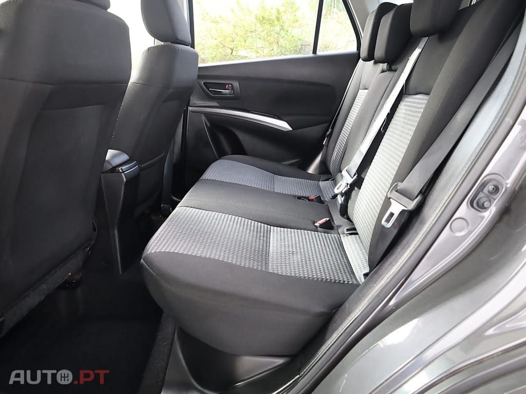 Suzuki S-Cross 1.4T S2 Mild-Hybrid