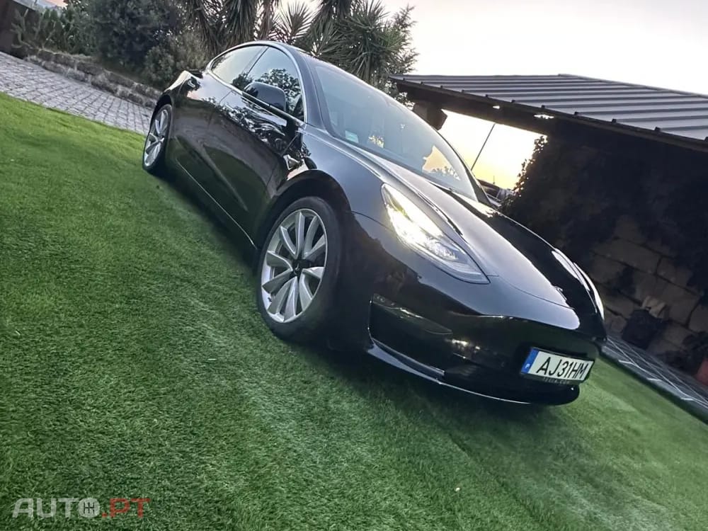 Tesla Model 3 Long Range AWD Dual Motor