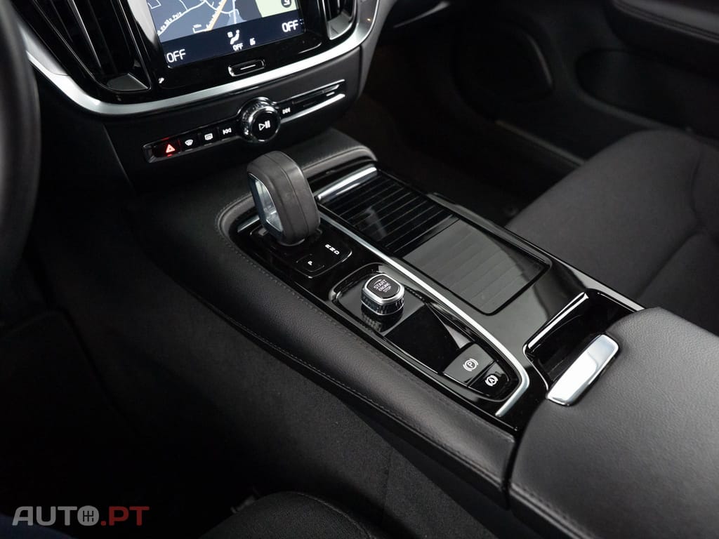 Volvo V60 2.0 T6 AWD TE Inscription Expression