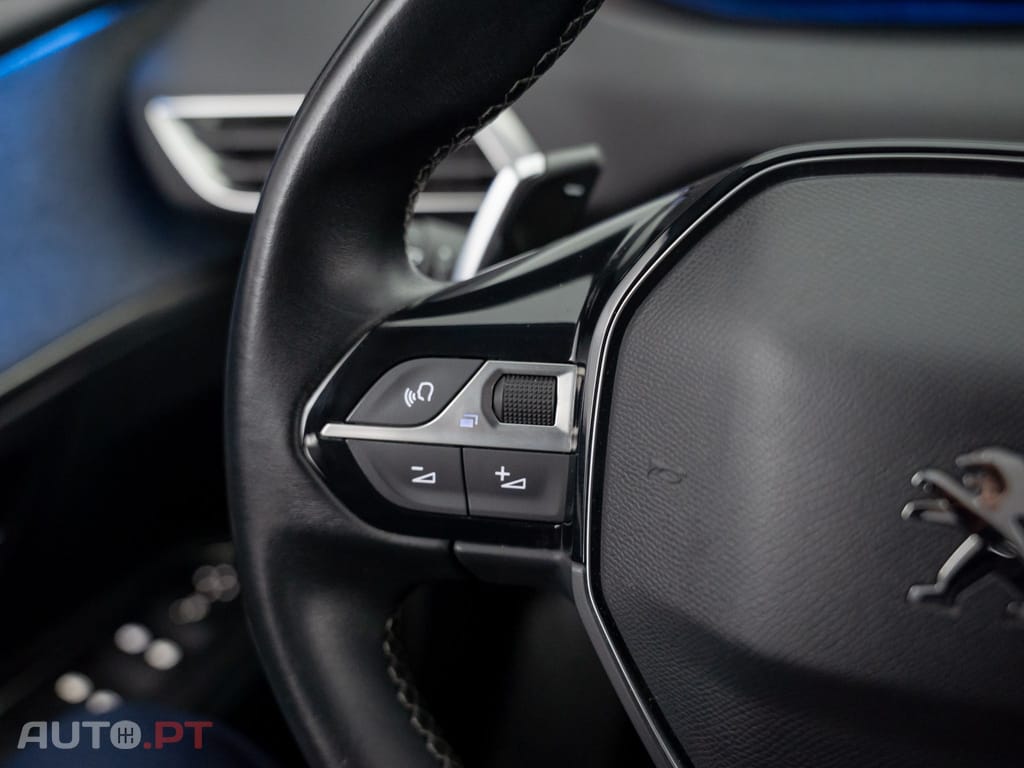 Peugeot 3008 1.6 Hybrid Allure Pack e-EAT8