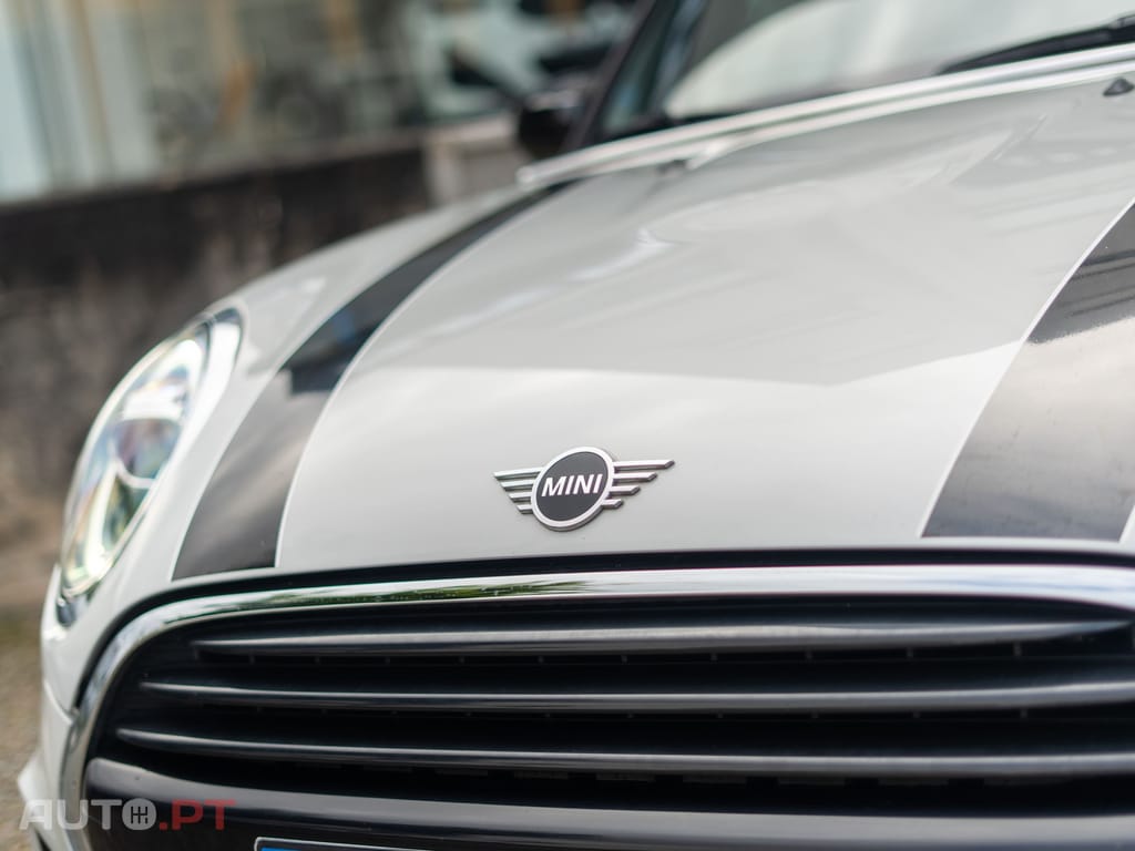 MINI Cooper Cooper Premium JCW Auto