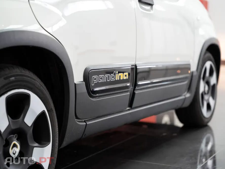 Fiat Panda Pandina 1.0 Hybrid