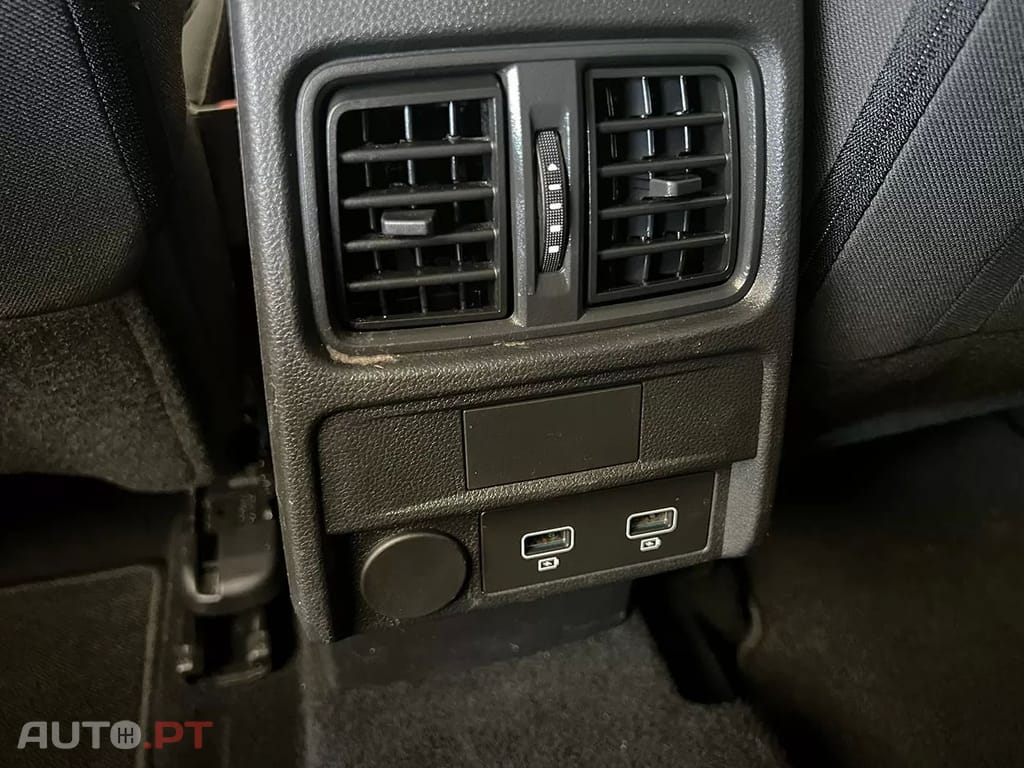 Renault Arkana 1.6 E-Tech Business