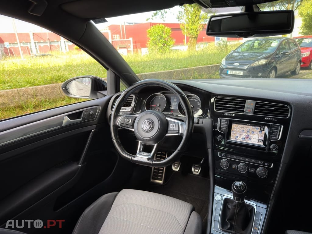 Volkswagen Golf 2.0 TDi Highline