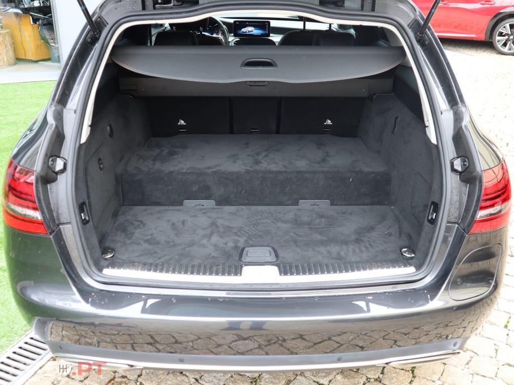 Mercedes-Benz C 300 de Avantgarde