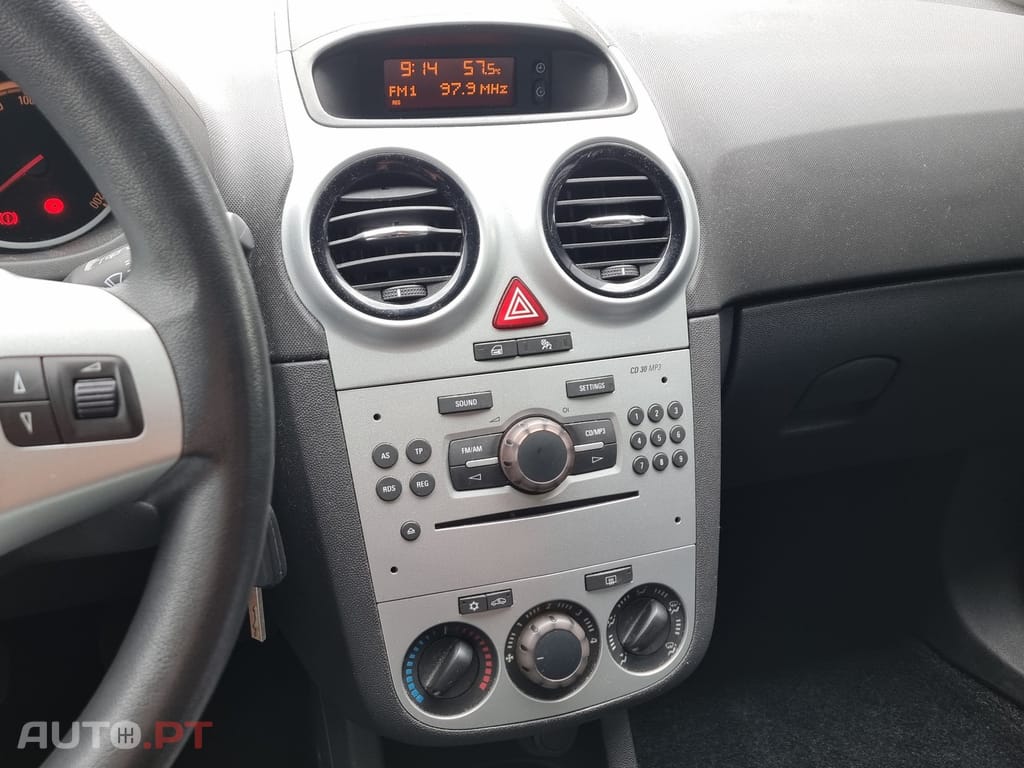 Opel Corsa 1.2 Enjoy