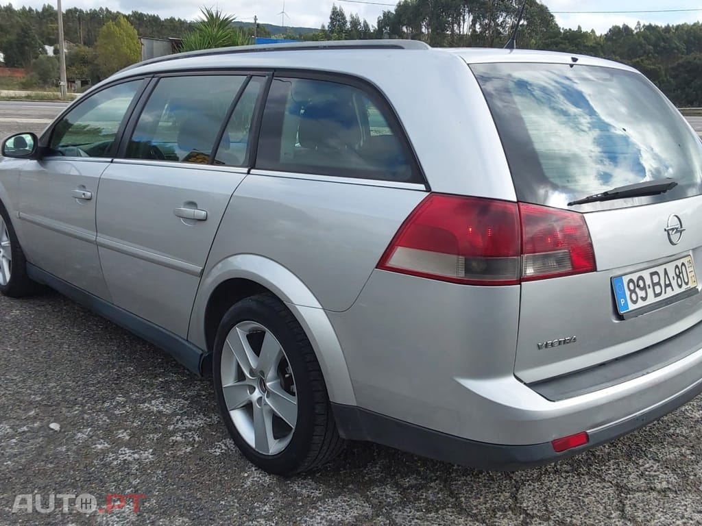 Opel Vectra Caravan 1.9 CDTi Comfort
