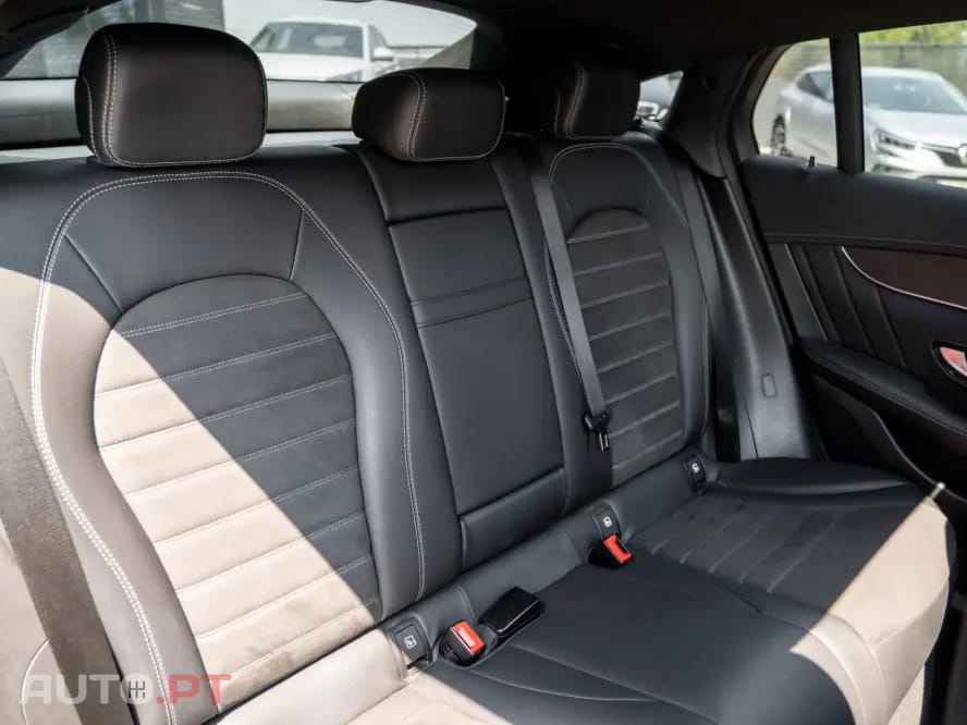 Mercedes-Benz GLC 300 de Coupe 4Matic 9G-TRONIC AMG Line