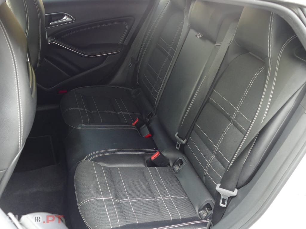 Mercedes-Benz CLA 180 d Shooting Brake Urban