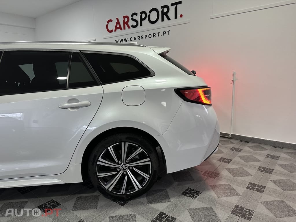 Toyota Corolla 1.8 Hybrid Exclusive