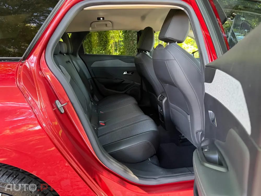 Peugeot 308 SW 1.2 PureTech Allure Pack EAT8
