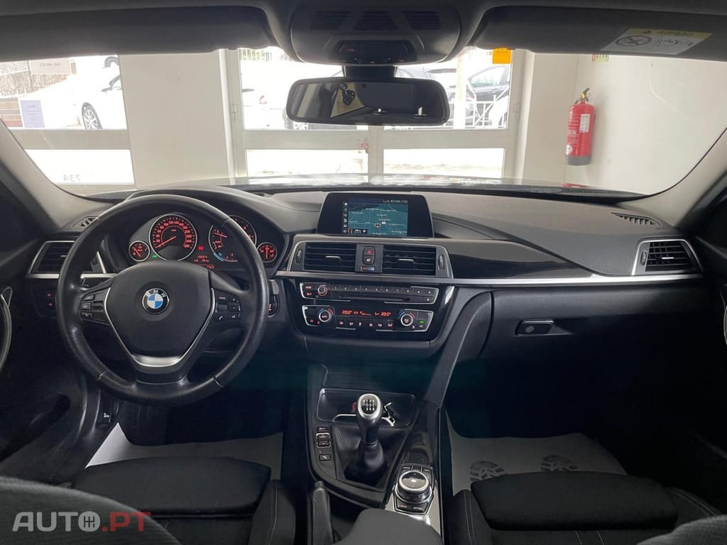 BMW 318 d Line Sport