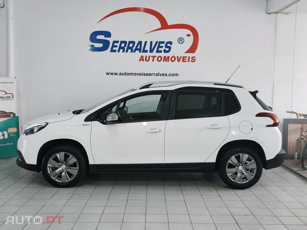 Peugeot 2008 1.2 PureTech Style