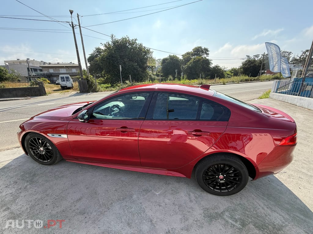 Jaguar XE 2.0 D Portfolio Aut.