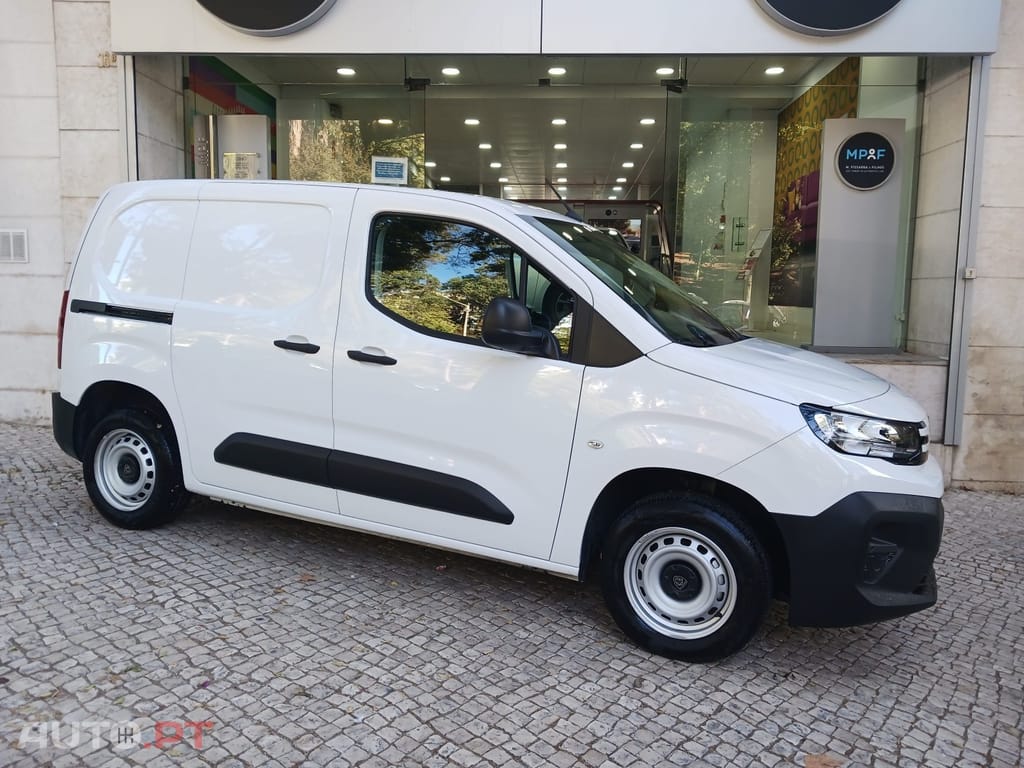 Peugeot Partner 1.5 BlueHDi Pro Standard Plus