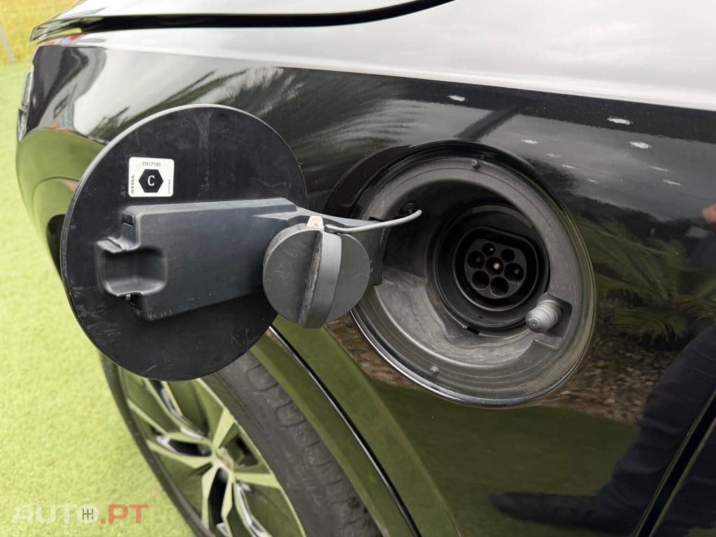 Volvo XC90 2.0 T8 PHEV Inscription Expression AWD