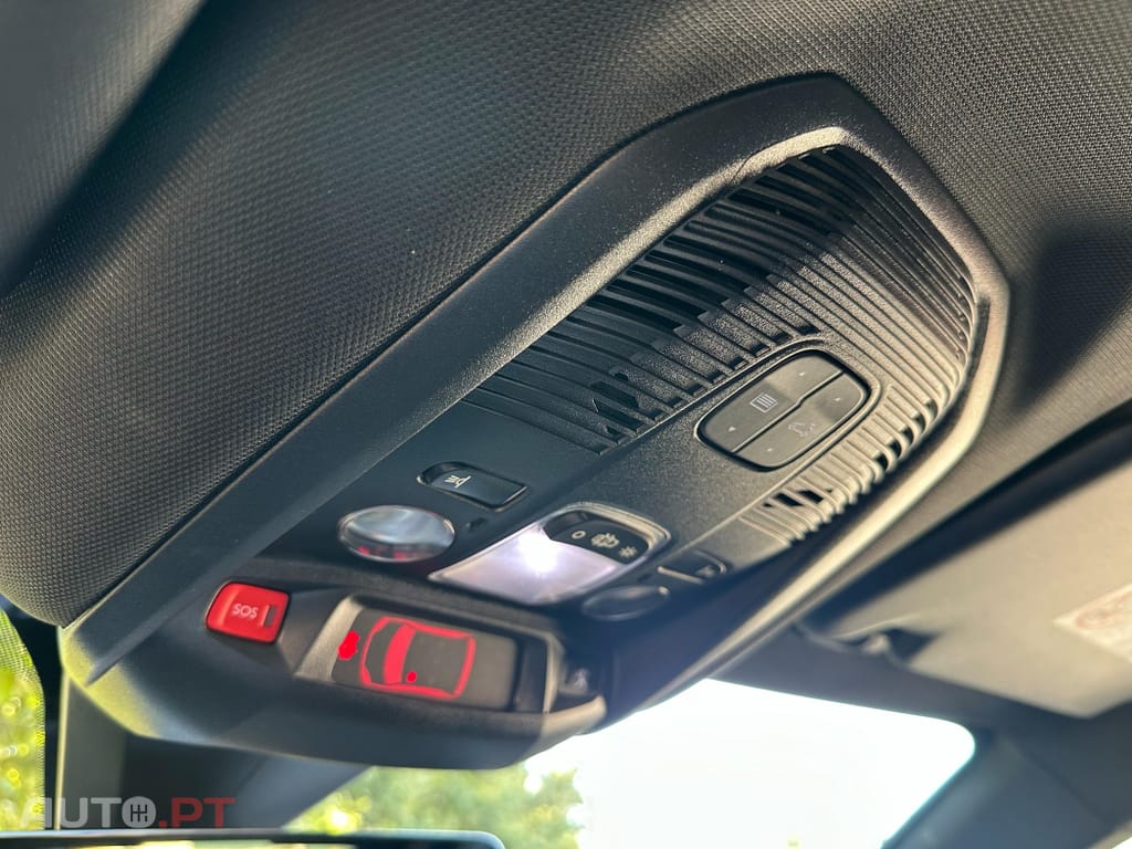 Peugeot 3008 1.6 Hybrid4 GT Pack e-EAT8