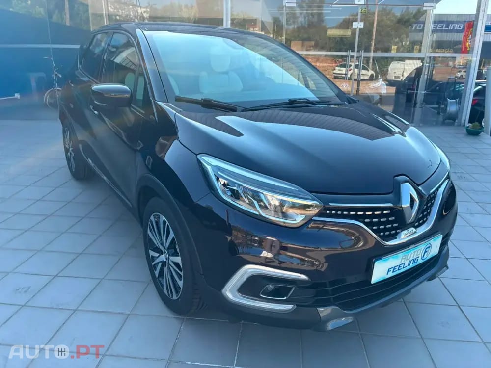 Renault Captur 1.2 TCe Initiale Paris EDC