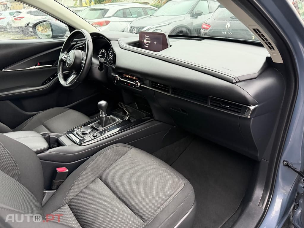 Mazda CX-30 2.0 e-Skyactiv-G Exclusive-line