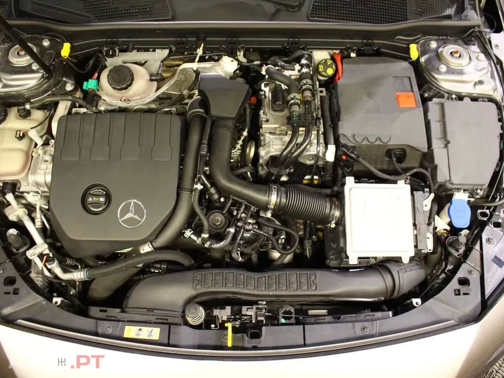 Mercedes-Benz A 250 e Progressive