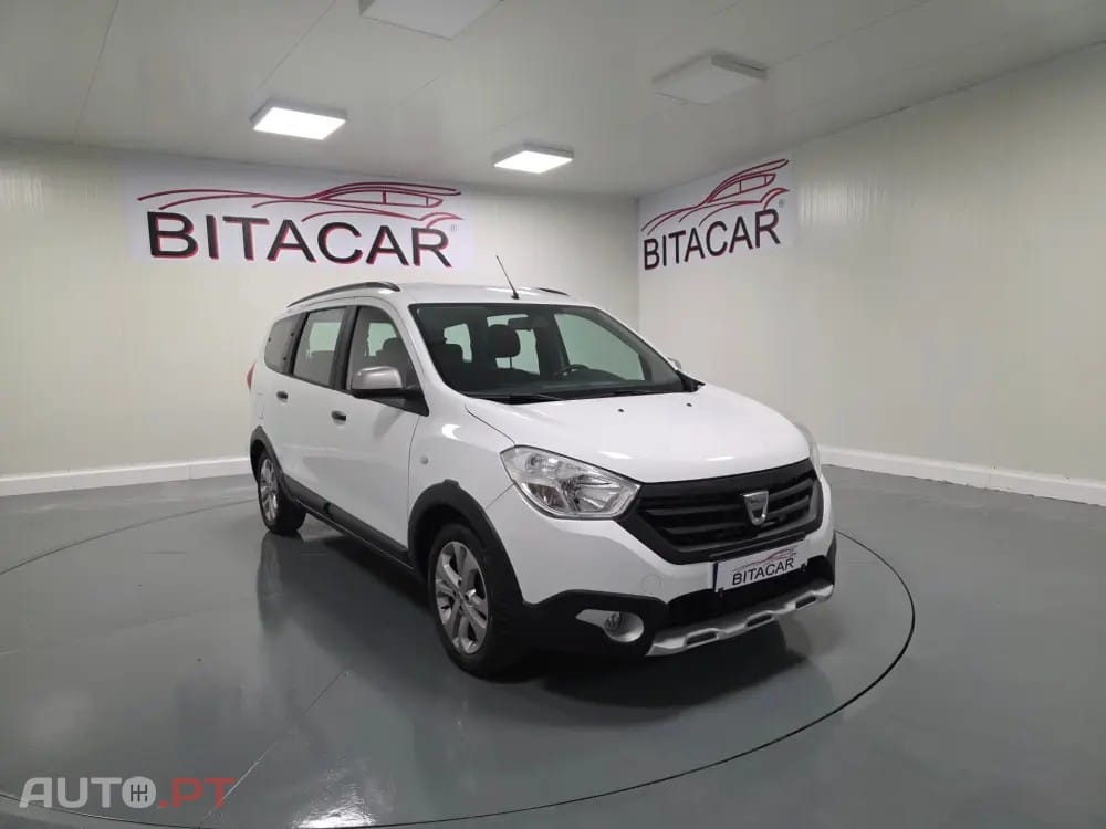 Dacia Lodgy 1.2 STEPWAY