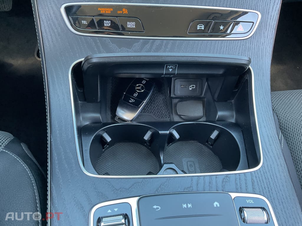 Mercedes-Benz E 300 de Avantgarde