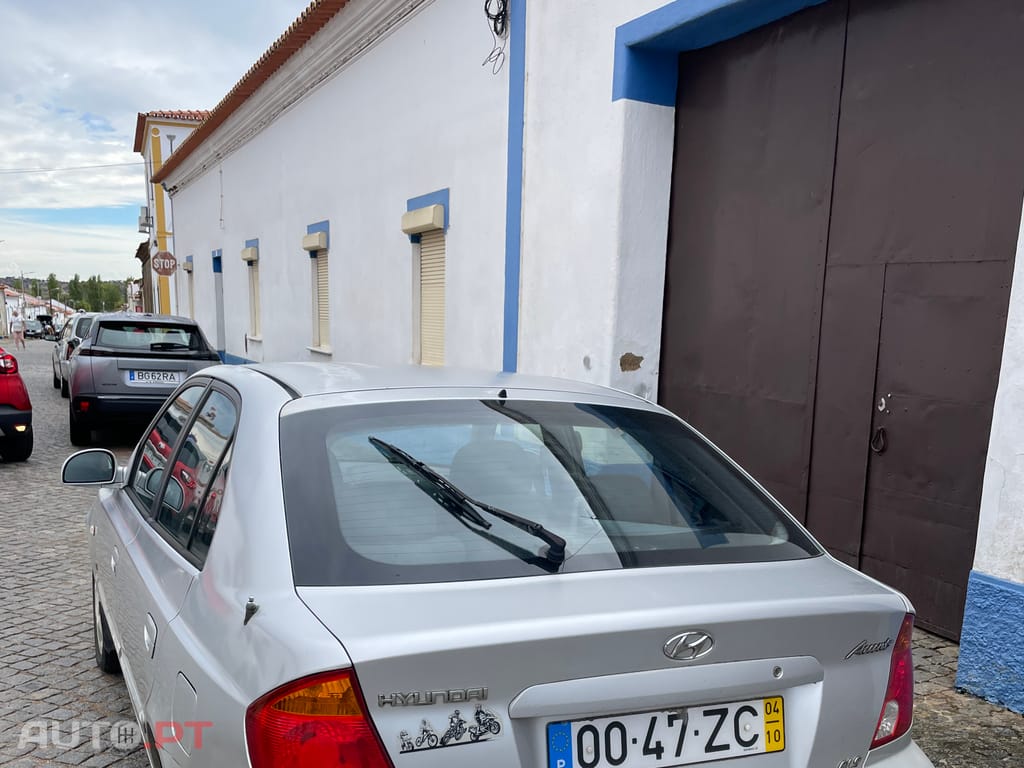 Hyundai Accent GLS