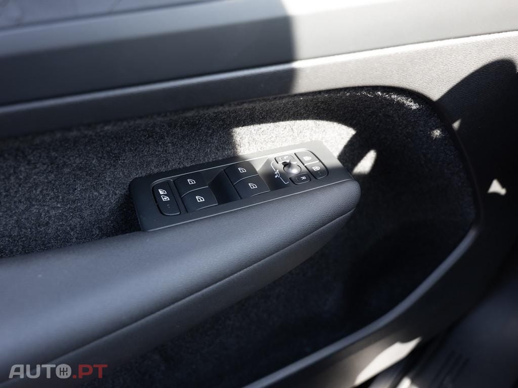 Volvo C40 Recharge Core