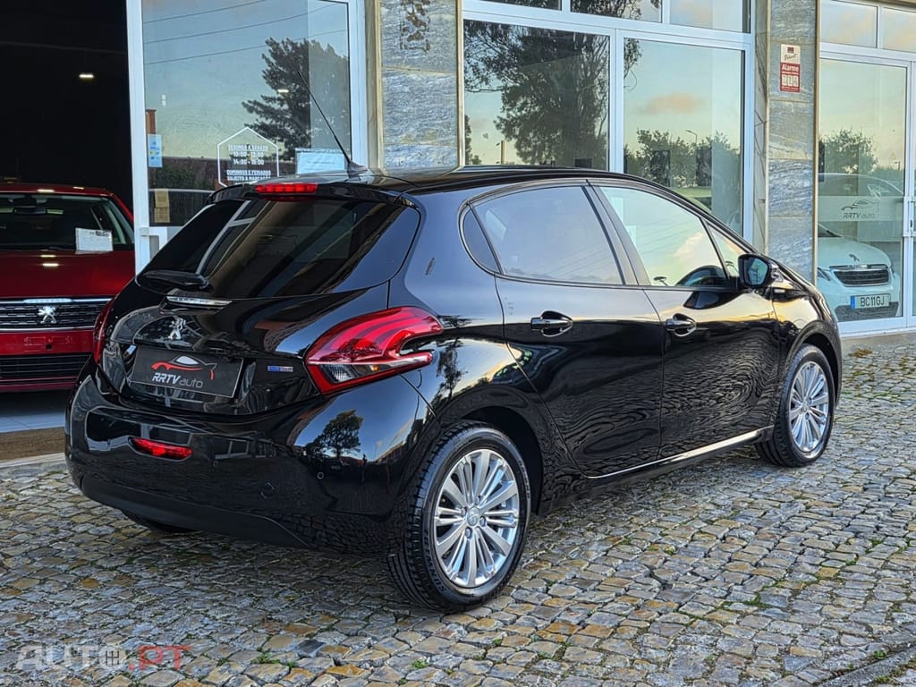 Peugeot 208 1.2 PureTech Style
