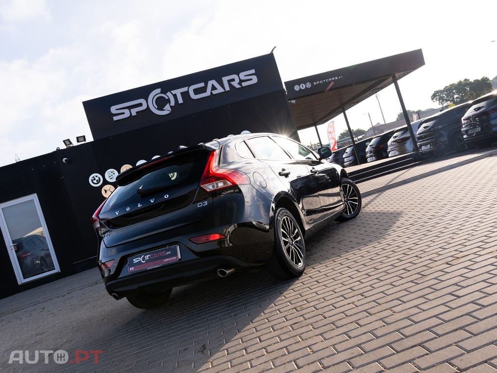 Volvo V40 2.0 D3 Momentum
