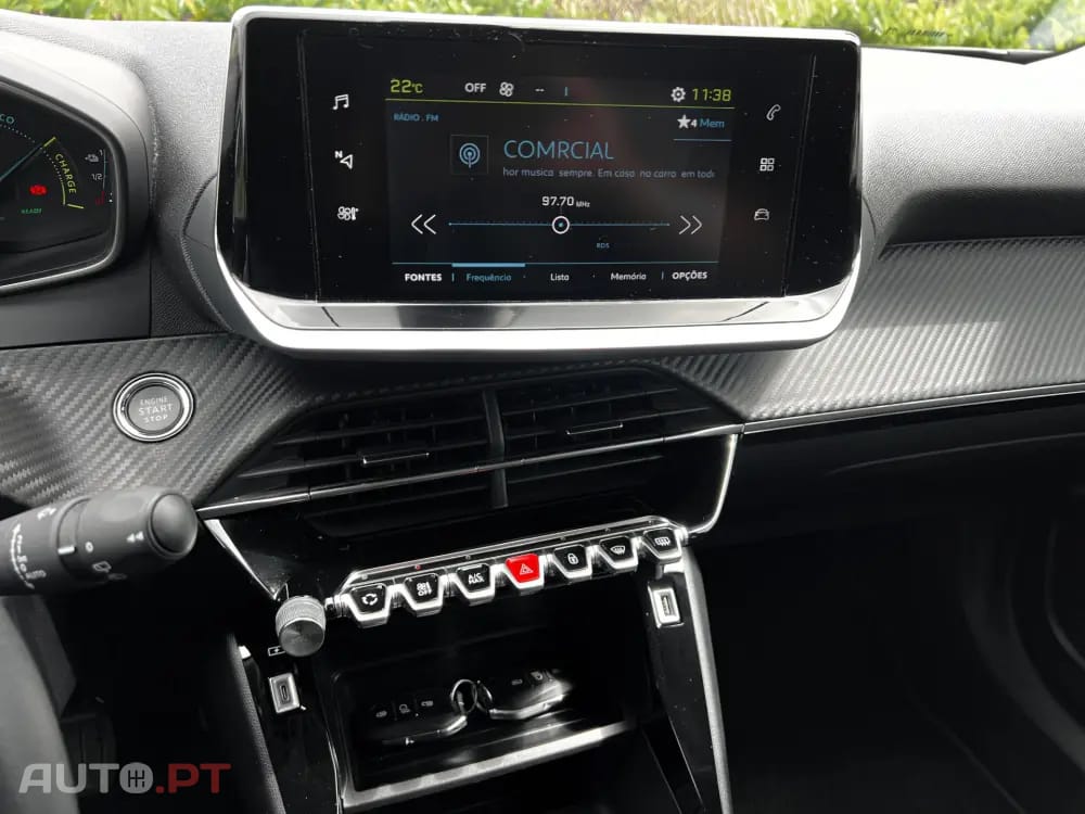 Peugeot E-2008 50 kWh Active Pack