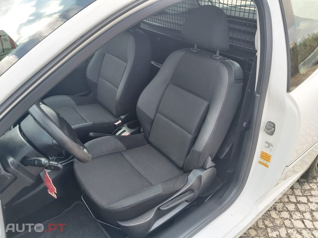 Peugeot 207 1.4 HDI PACK CLIM