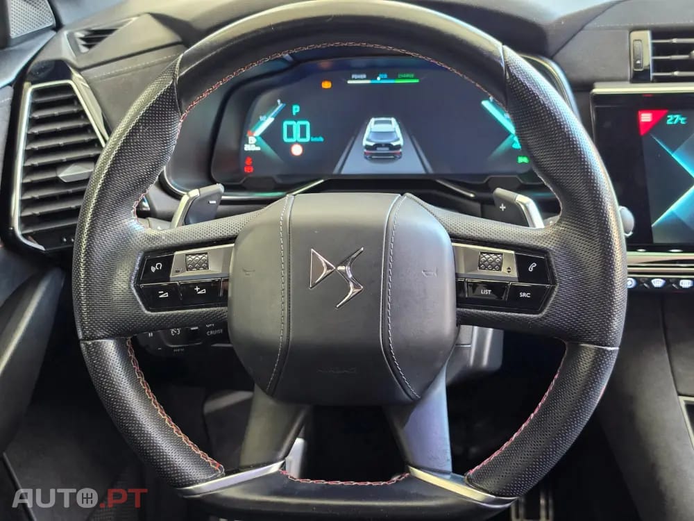 DS DS7 Crossback E-Tense Performance Line EAT8