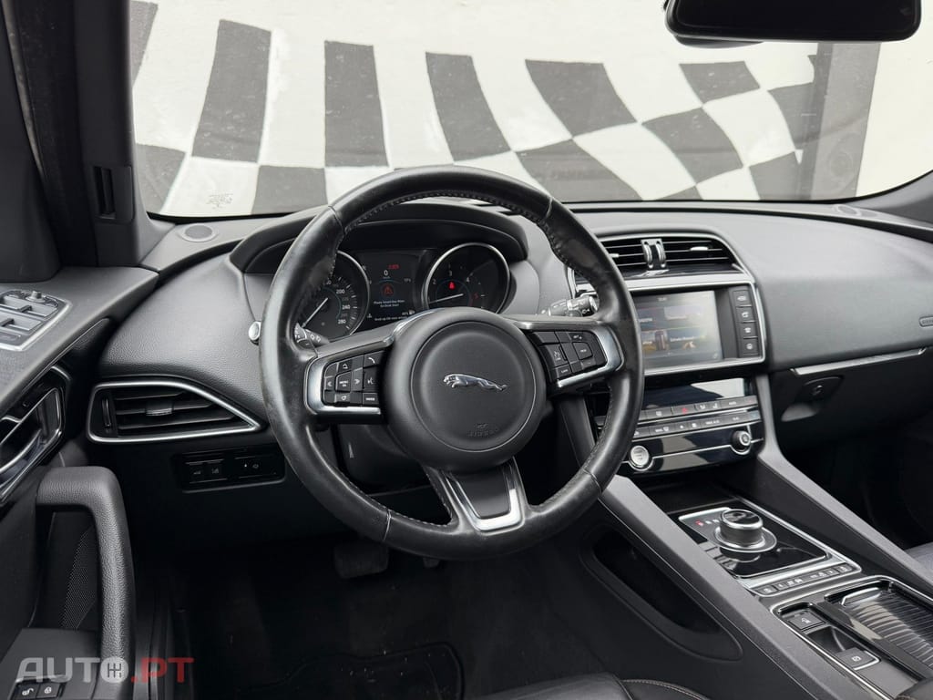 Jaguar F-Pace 2.0 i4D Prestige AWD Aut.