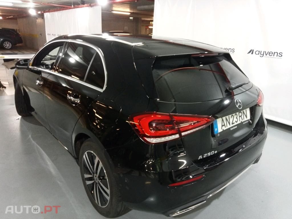 Mercedes-Benz A 250 e Progressive