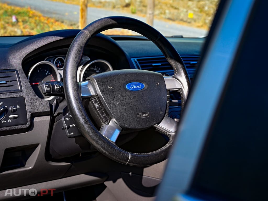 Ford Kuga 2.0 TDCi Titanium