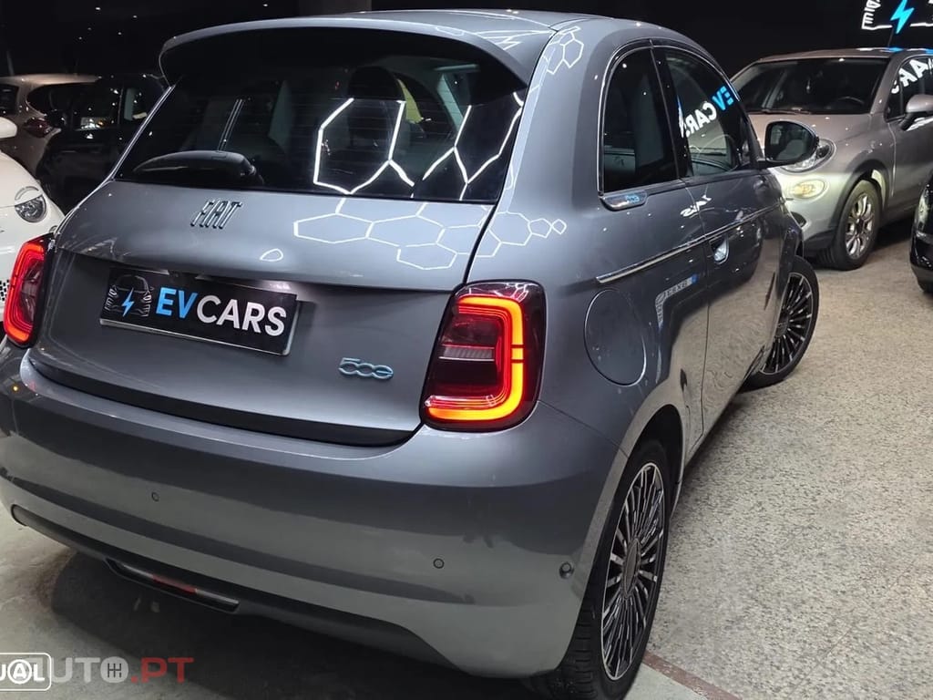 Fiat 500e 42kWh la Prima (by Bocelli)